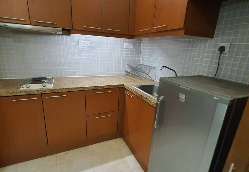 10 Semantan Suites (Sematan Avenue)