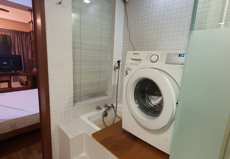 10 Semantan Suites (Sematan Avenue)