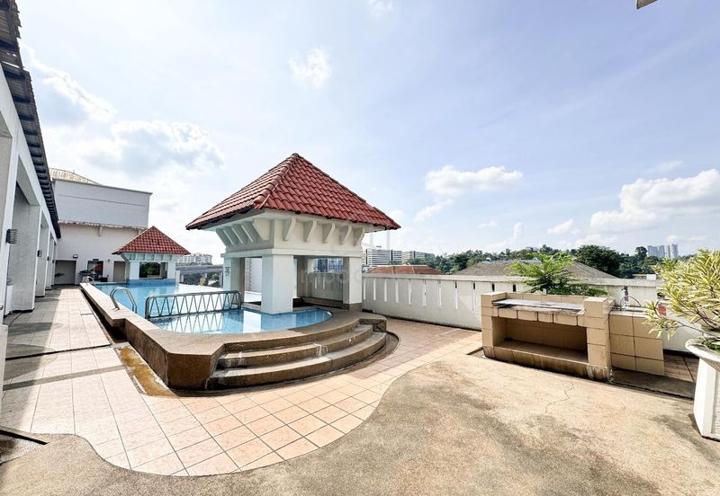 10 Semantan Suites (Sematan Avenue)