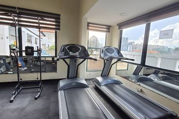 10 Semantan Suites (Sematan Avenue)