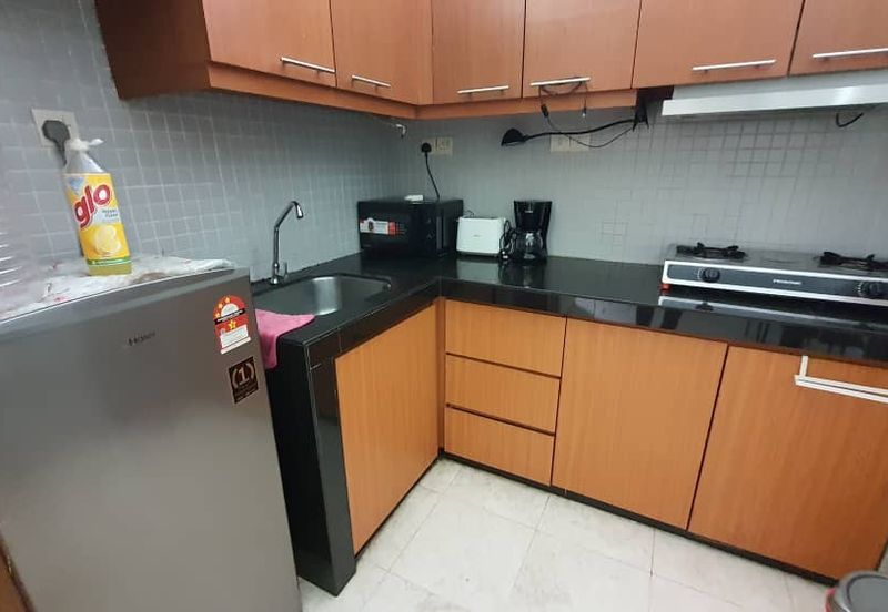 10 Semantan Suites (Sematan Avenue)