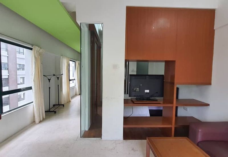 10 Semantan Suites (Sematan Avenue)