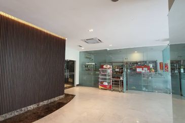 10 Semantan Suites (Sematan Avenue)