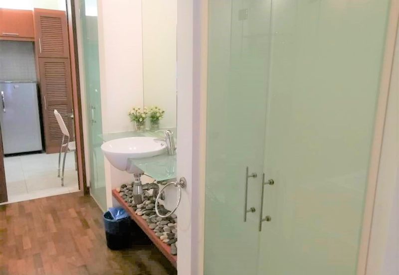 10 Semantan Suites (Sematan Avenue)