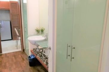 10 Semantan Suites (Sematan Avenue)