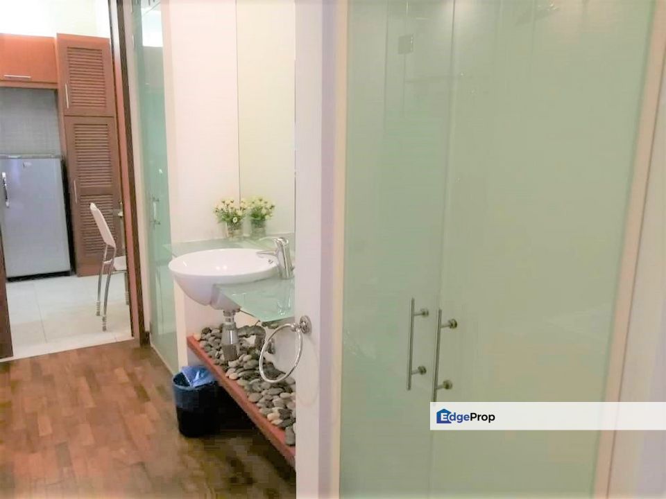 Furnished Studio Unit near MRT, Bukit Damansara, Easy Access to KL PJ, Kuala Lumpur, Damansara