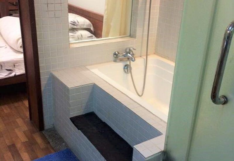 10 Semantan Suites (Sematan Avenue)