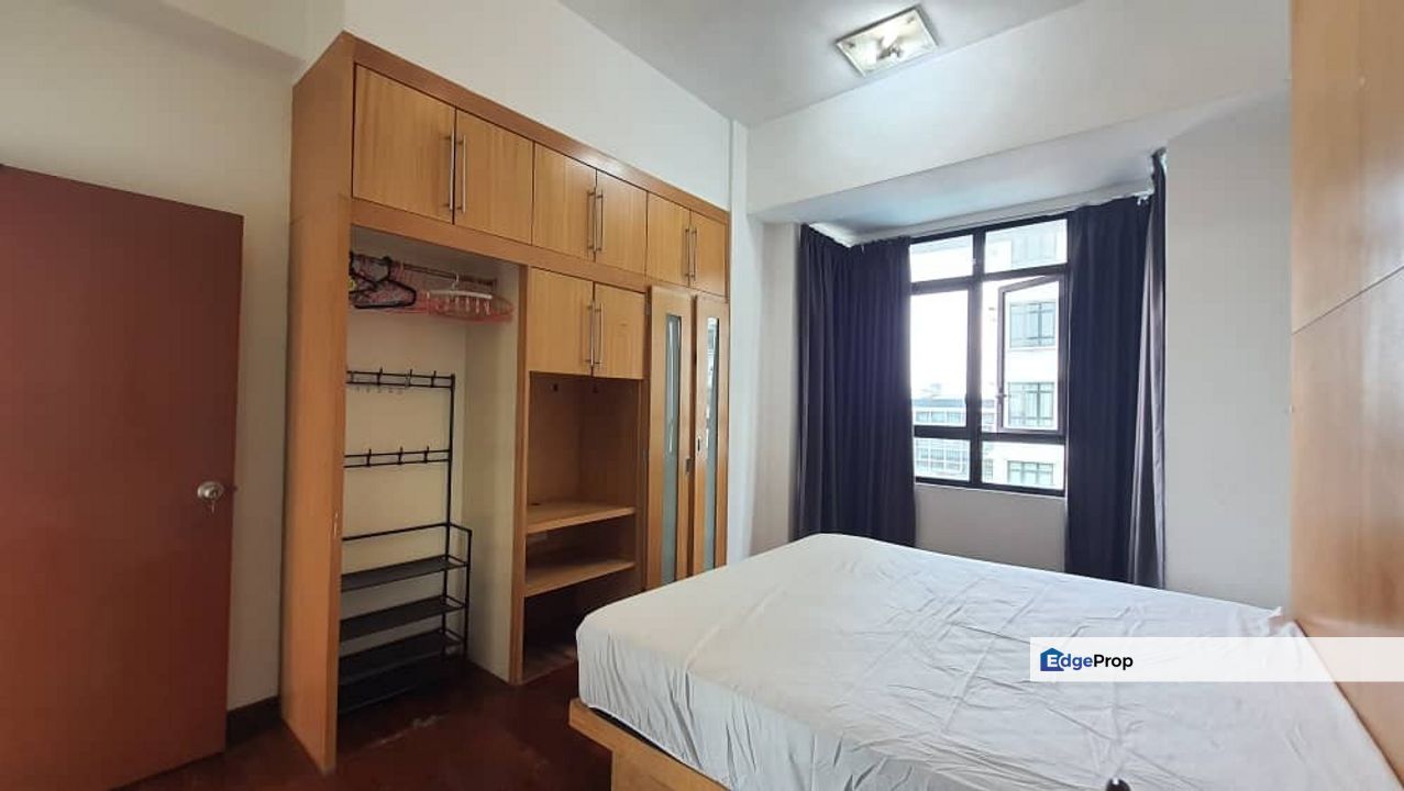 2 Bedroom Fully Furnished The Heritage Residence Mines Resort City, Selangor, Seri Kembangan