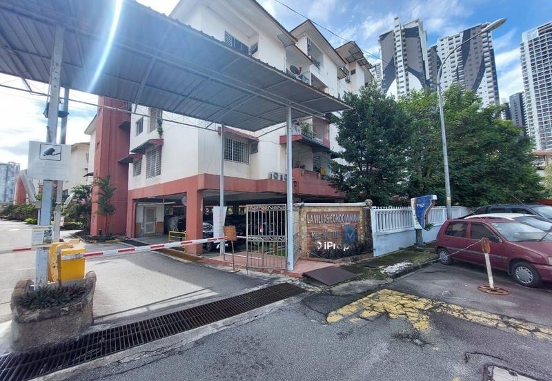 La Villas Condominium