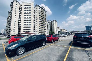Sentul Utama Condominium
