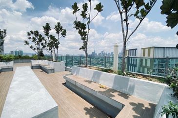 Platinum Splendor Residence