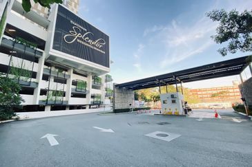 Platinum Splendor Residence