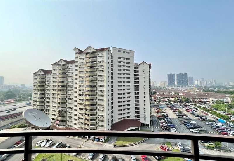 Sentul Utama Condominium