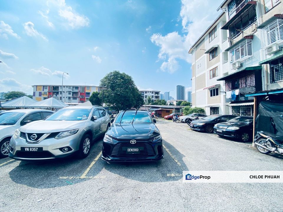 Wangsa Maju Seksyen 1 Flat 527sf near Aeon Mall and Lrt | 2 Bedrooms 1 Bathroom FOR SALE, Kuala Lumpur, Wangsa Maju