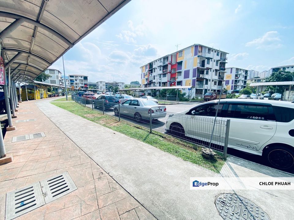 Wangsa Maju Seksyen 1 Flat 527sf near Aeon Mall and Lrt | 2 Bedrooms 1 Bathroom FOR SALE, Kuala Lumpur, Wangsa Maju