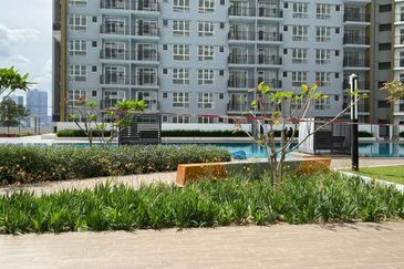 Platinum Splendor Residence