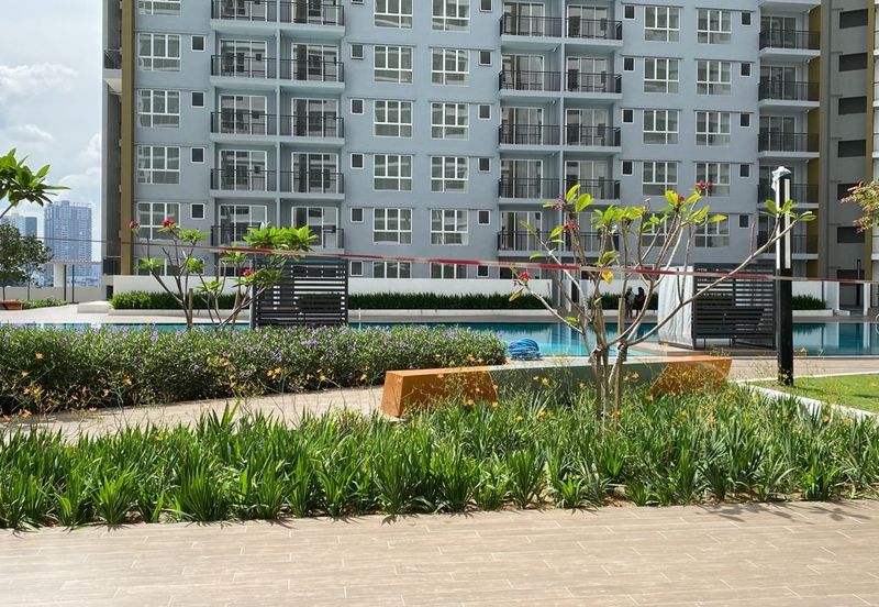 Platinum Splendor Residence