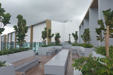 Platinum Splendor Residence