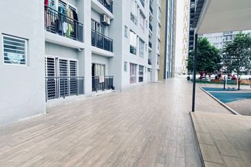 Platinum Splendor Residence