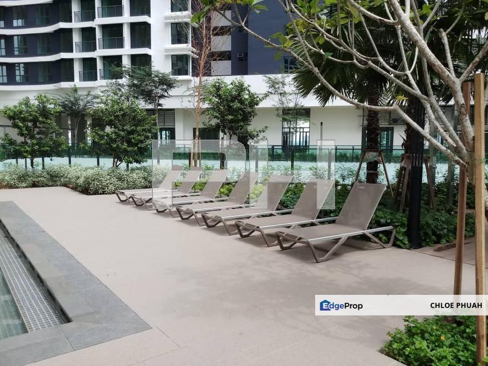 Freehold NON Bumi - KL Traders Square 842sf condo near DUKE and SMK Chong Hwa School - FOR SALE, Kuala Lumpur, Gombak
