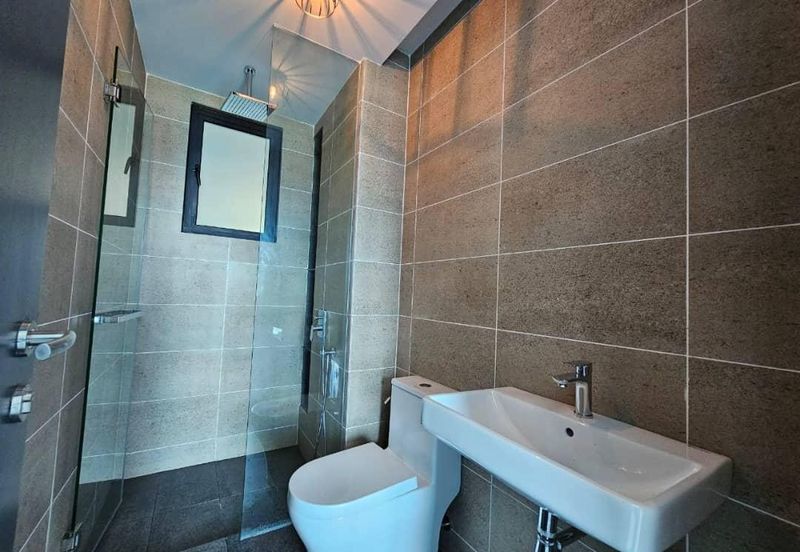 The Valleys @ SkySierra