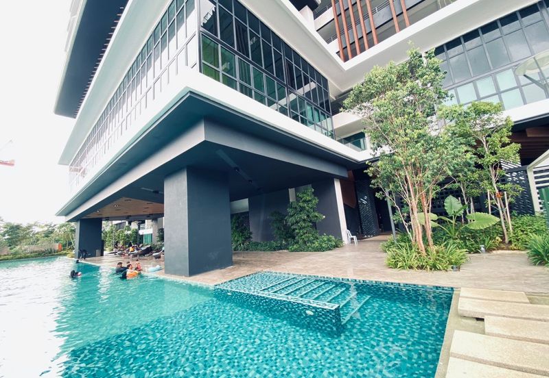 The Valleys @ SkySierra