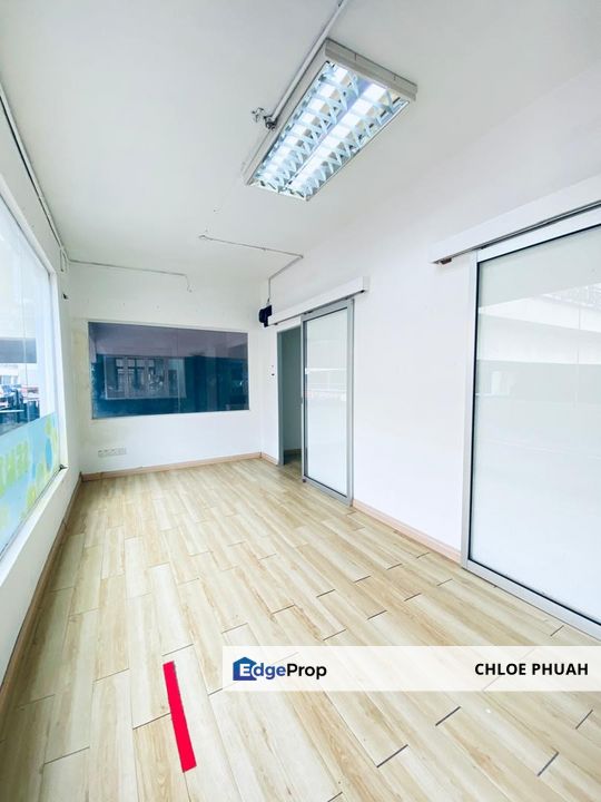Platinum Walk commercial office hot rental demand | 1431sf Spacios end lot - FOR SALE, Kuala Lumpur, Setapak