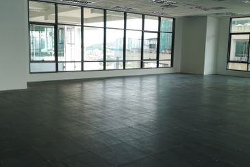 1 Powerhouse Bandara Utama Corporate Office Tower 