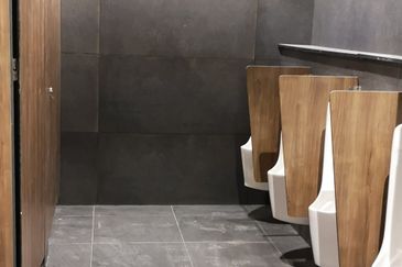 1 Powerhouse Bandara Utama Corporate Office Tower 