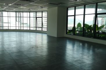 1 Powerhouse Bandara Utama Corporate Office Tower 