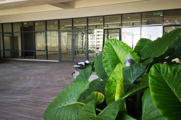 1 Powerhouse Bandara Utama Corporate Office Tower 