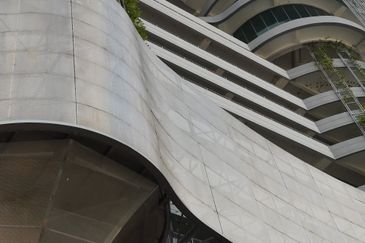 1 Powerhouse Bandara Utama Corporate Office Tower 