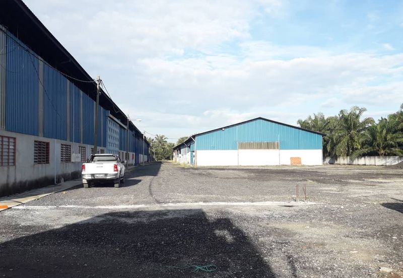 Warehouse For Rent Tanjung Dua Belas, Selangor
