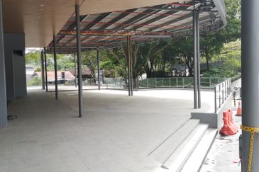 Prime & Vibrant Food & Beverage Retail Space 4Rent