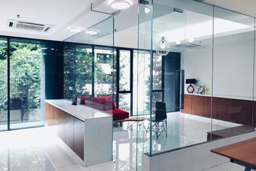 D7 Sentul Office For Rent