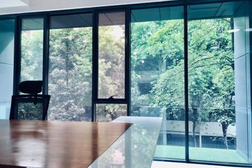 D7 Sentul Office For Rent