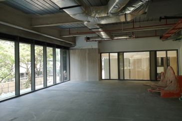 Menara AIA Sentral (formerly Menara Standard Chartered)