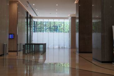 Menara AIA Sentral (formerly Menara Standard Chartered)