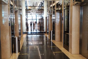 Menara IGB (Mid Valley) Corporate Office Tower 