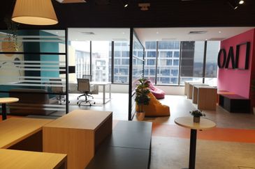 Menara EcoWorld (The Stride Strata Office @ BBCC)