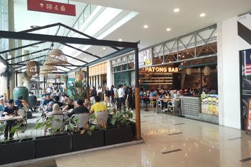 Prime F&B Retail Space For Rent