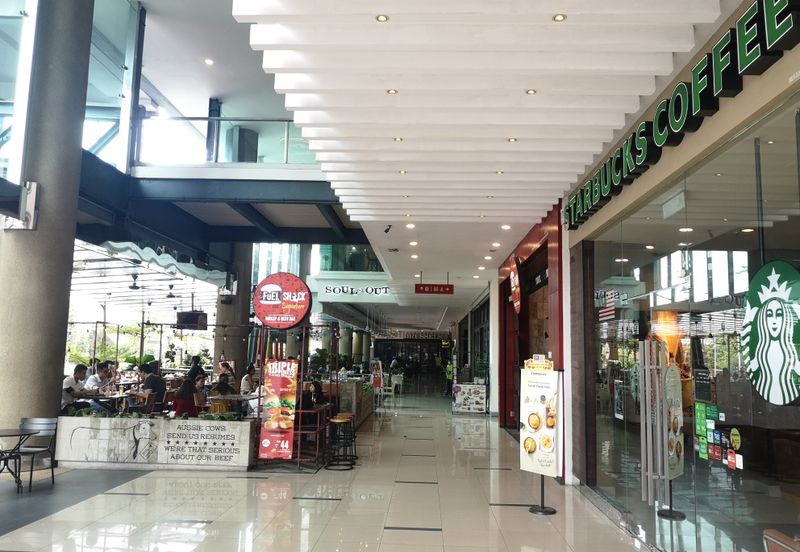 Prime F&B Retail Space For Rent