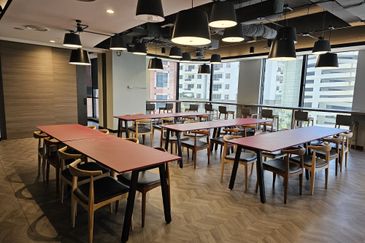 Menara HLX (formerly Menara HLA)