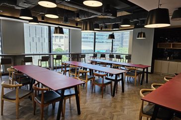 Menara HLX (formerly Menara HLA)