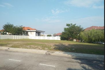 Bungalow Land For Sale - Bandar Sungai Long