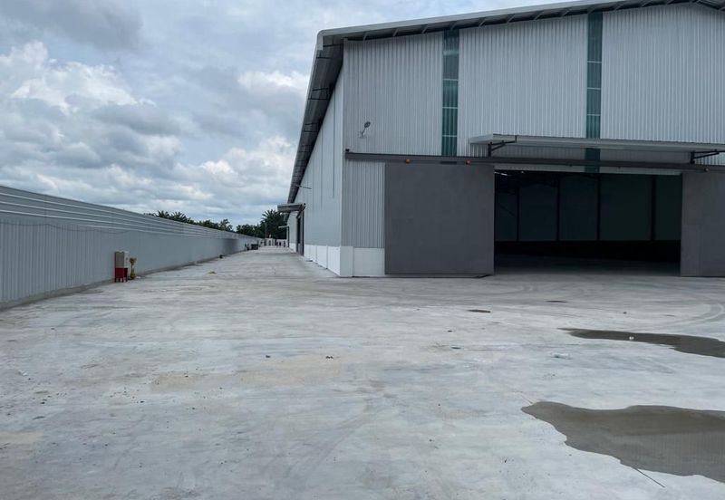 Factory For Sale Teluk Mengkuang Telok Panglima Garang (Factory 7 Selling With Tenancy)