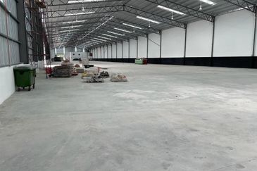 Factory For Sale Teluk Mengkuang Telok Panglima Garang (Factory 7 Selling With Tenancy)