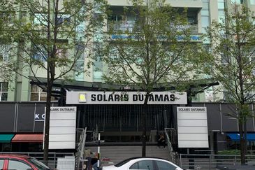 Solaris Dutamas