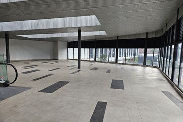 Tropika (Retail Podium) Bukit Jalil For Rent