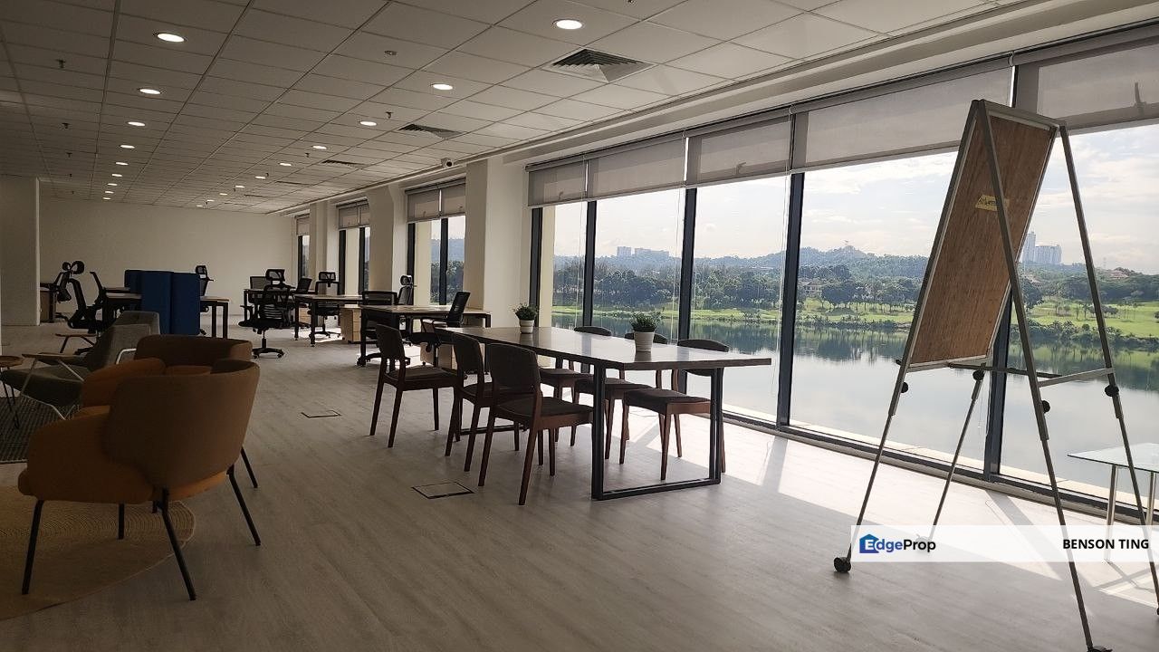 Sapura Mines - Stylish New Office Fully Fitted with Lake View , Selangor, Seri Kembangan